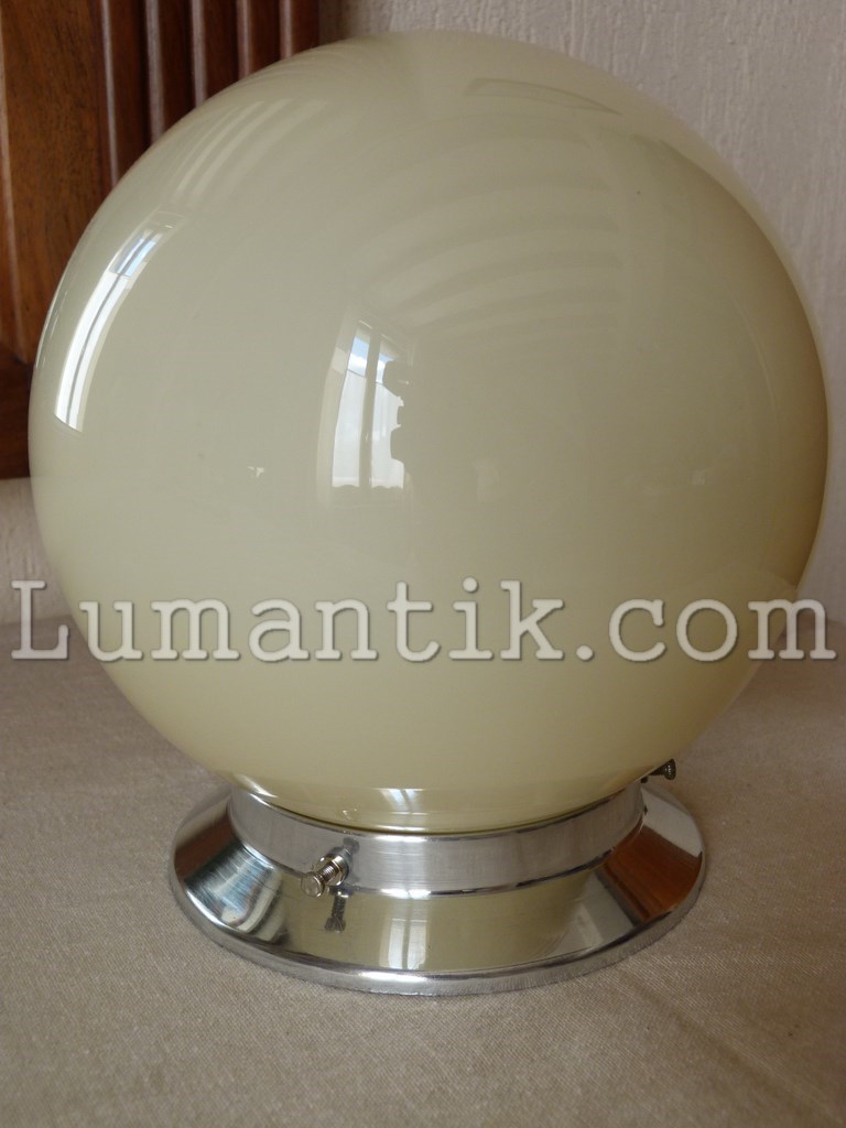 Plafonnier chromé globe boule jaune