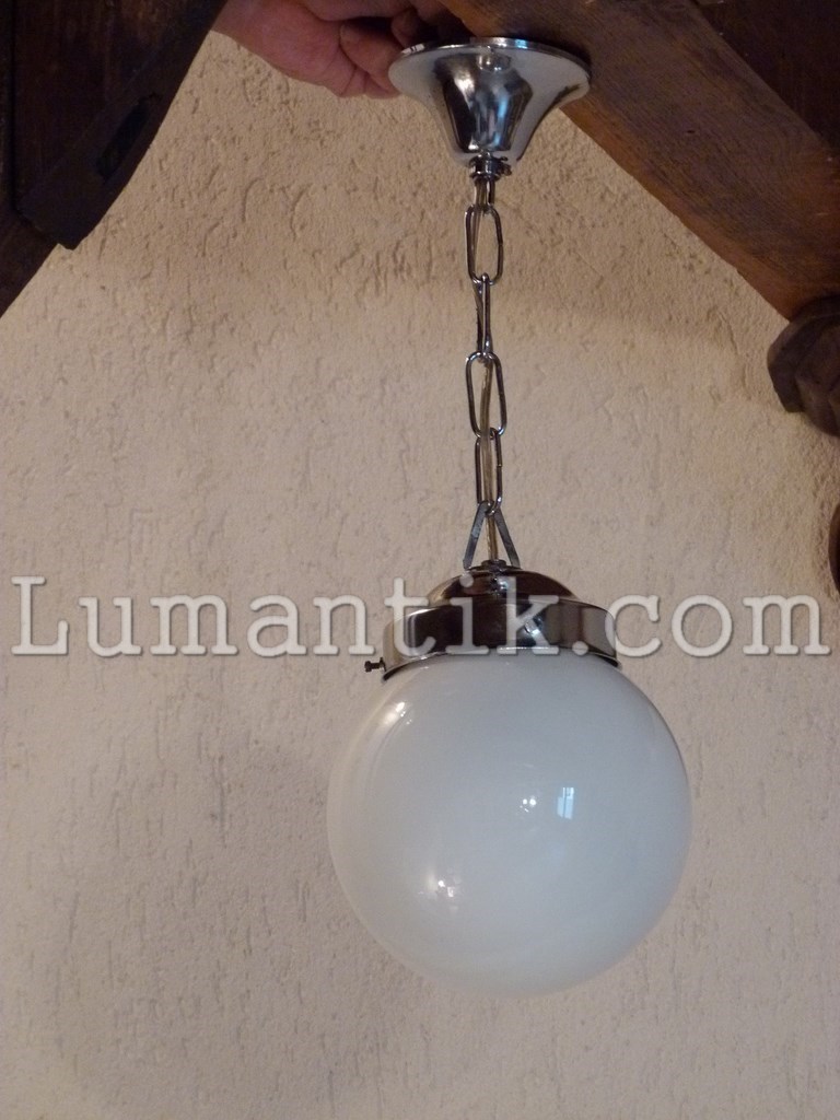 Suspension chromé boule blanche