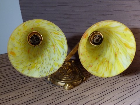 Applique ancienne bronze double feux tulipes jaune