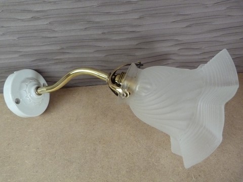 Applique ancienne laiton porcelaine tulipe fantaisie