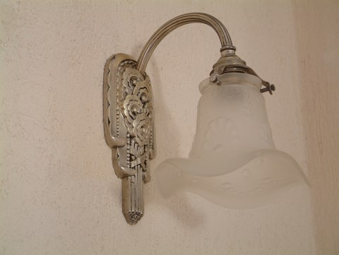 Applique Art Déco nickelée