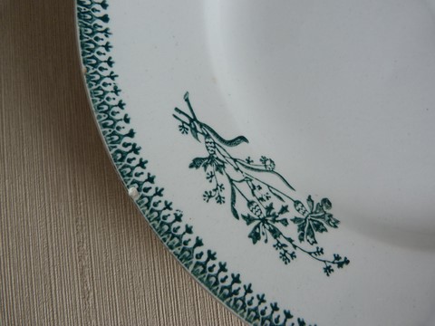 Lot 2 assiettes plates anciennes St Amand 4003