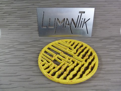 Dessous plat ancien marque Decotec France