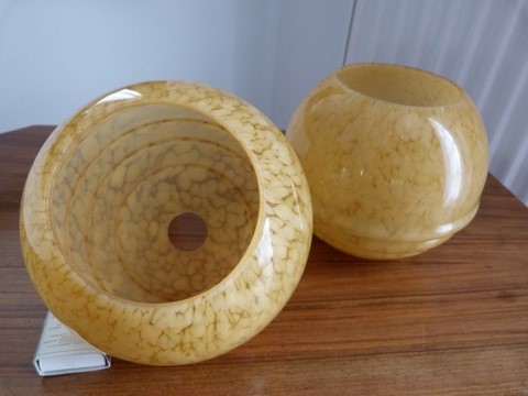 Anciens globes mouchetés clichy caramel lot 2