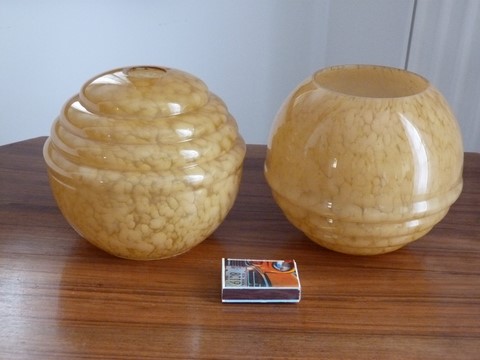 Anciens globes mouchetés clichy caramel lot 2