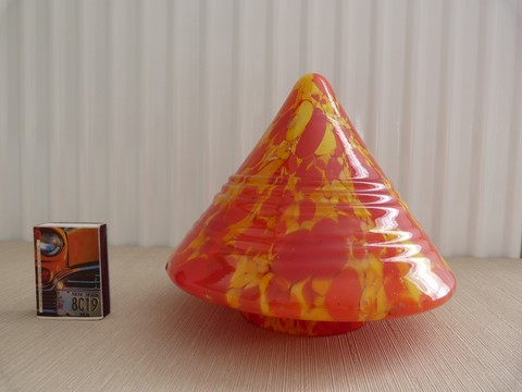 Globe ancien conique année 60-70 multicolore