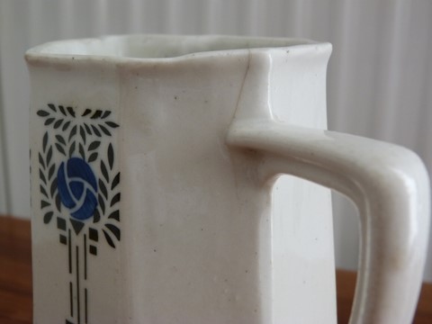 Ancien pot à lait art déco porcelaine