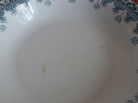 Plat rond et creux ancien St Amand Hamage XIX ème