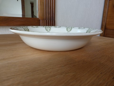 Ancien plat creux service U et C Sarreguemines Arcole XIX XXème