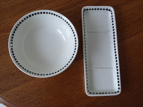 Lot ancien porte peigne et éponge céramique