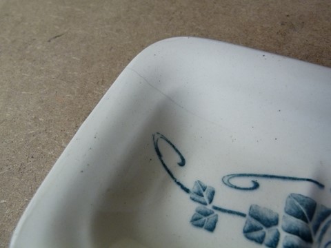 Porte peigne ancien céramique Longchamp Carmen art nouveau