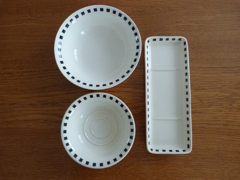 Lot de 3 anciennes pièces de toilette porte savon
