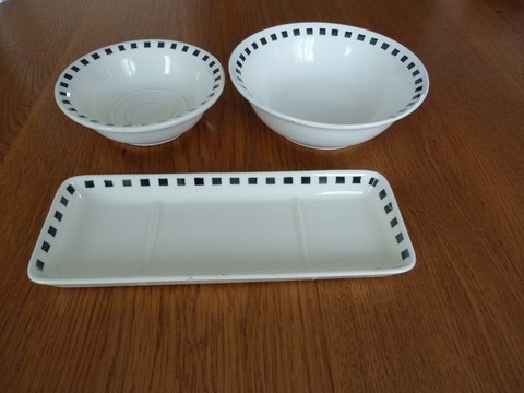 Lot de 3 anciennes pièces de toilette porte savon