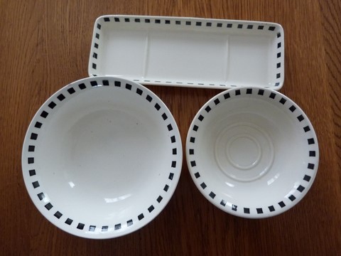 Lot de 3 anciennes pièces de toilette porte savon
