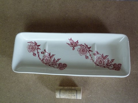 Porte peigne faïence ancienne décor rouge