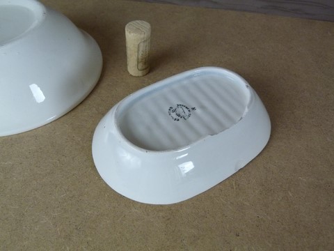 Lot 1 porte éponge et porte savon ancien Céranord St Amand