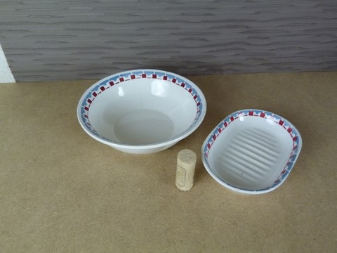 Lot 1 porte éponge et porte savon ancien Céranord St Amand