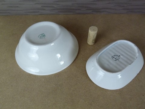 Lot 1 porte éponge et porte savon ancien Céranord St Amand