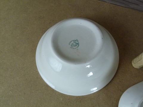 Lot 1 porte éponge et porte savon ancien Céranord St Amand