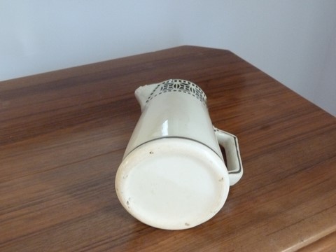 Ancien petit pot à lait pichet