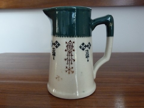 Ancien pot à lait petit pichet St Uze