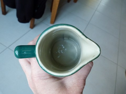 Ancien pot à lait petit pichet St Uze