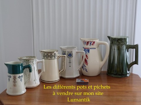 Anciens petits pots à lait et pichets