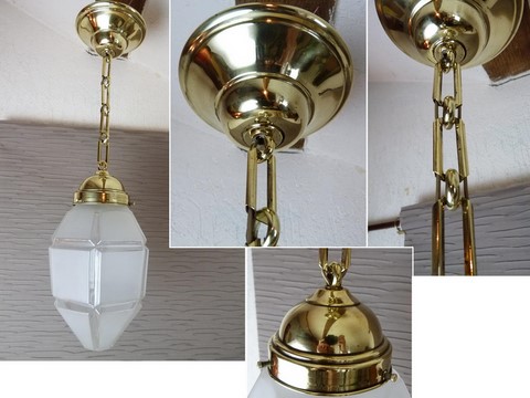 Suspension ancienne chaine laiton et globe obus art déco