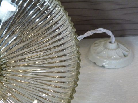 suspension ancienne abat jour verre style holophane