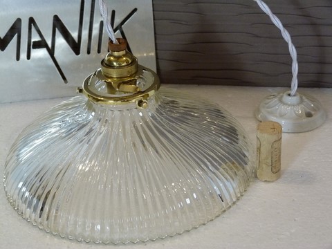 suspension ancienne abat jour verre style holophane