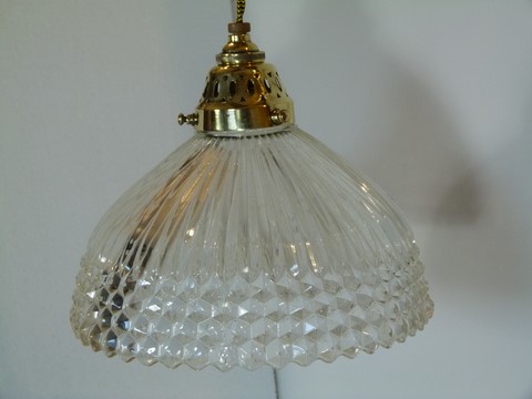 Suspension ancienne griffe laiton et verre holophane