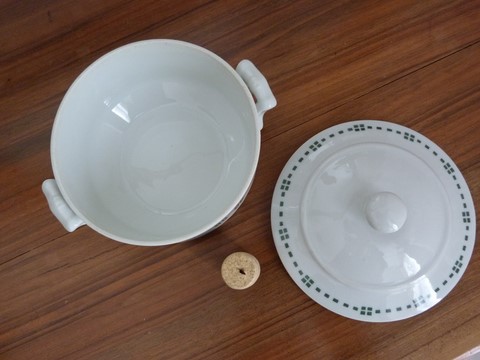 Ancien légumier petite soupière céramique St Uze