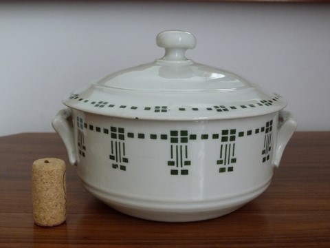 Ancien légumier petite soupière céramique St Uze