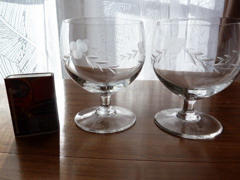 Verres ballon anciens gravés petits pieds lot 3