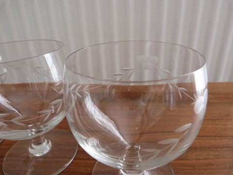 Verres ballon anciens gravés petits pieds lot 3