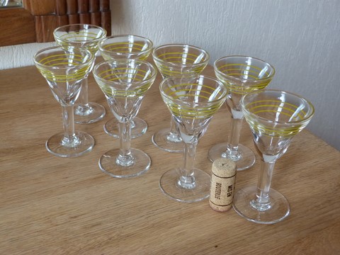 Anciens verres bistrot apéritif liqueur lot de 11
