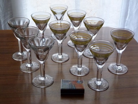 Anciens verres bistrot apéritif liqueur lot de 11