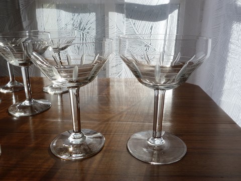 Lot 8 coupes à champagne anciennes art déco