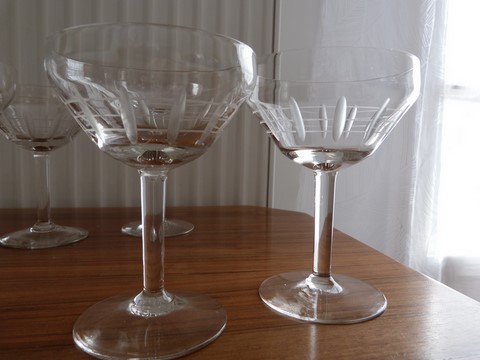 Lot 8 coupes à champagne anciennes art déco