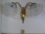 Applique ancienne bronze double feux et 2 tulipes opalescentes fleurs